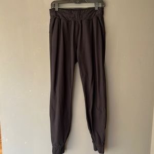 Lululemon Black Jogger Pant 12